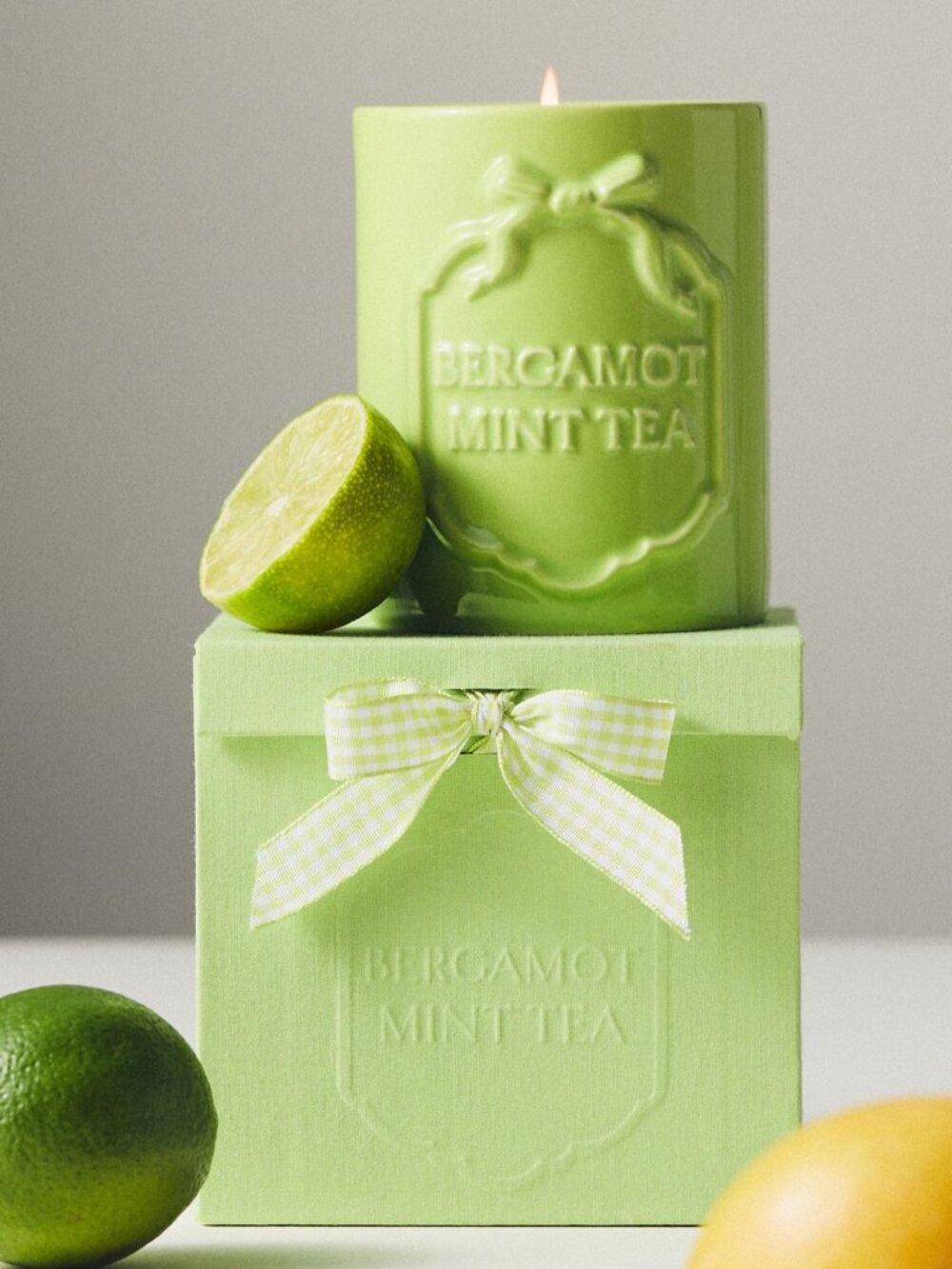Anthropologie Gingham Bow Fresh Bergamot & Green Tea Ceramic Boxed Candle NWT